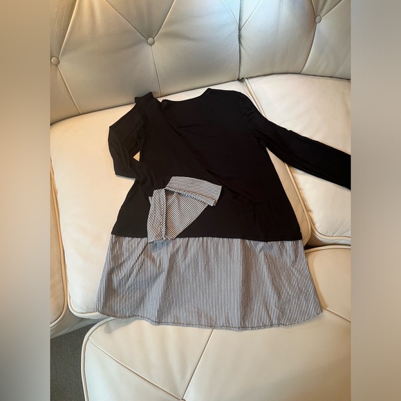 WHBM Long Sleeved Tee Shirt - Picture 7 of 7